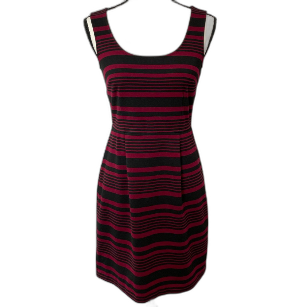 Loft Striped Sleeveless Dress Knee Length Scoop Neck Fitted Rom Com Dress